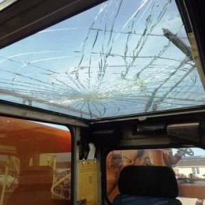 foto 30t autojeřáb FAUN (TP stroj) mírně poškozen